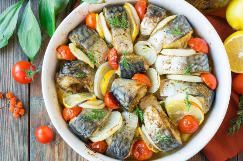 Скумбрия с овощами